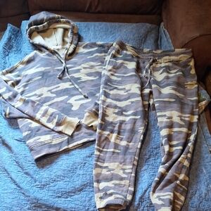 Socialite Olive Green Fleece Sweatshirt